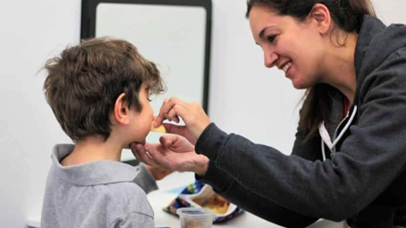 گفتاردرمانی در فلج مغزی