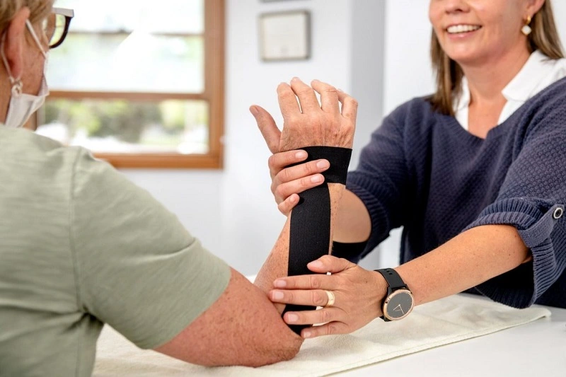 کاردرمانی دست