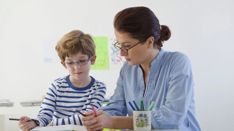گفتاردرمانی کودک سنین مختلف